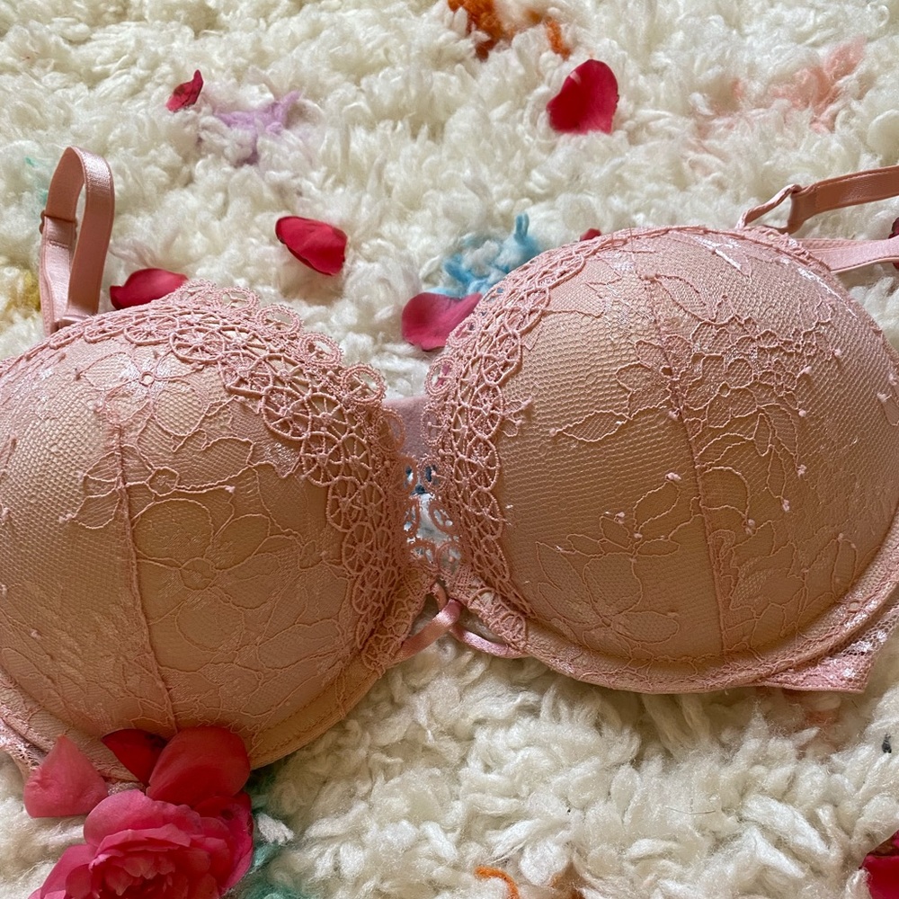 Victoria's Secret Bombshell Plunge Push-up Bra 32C - Picture 5 of 5